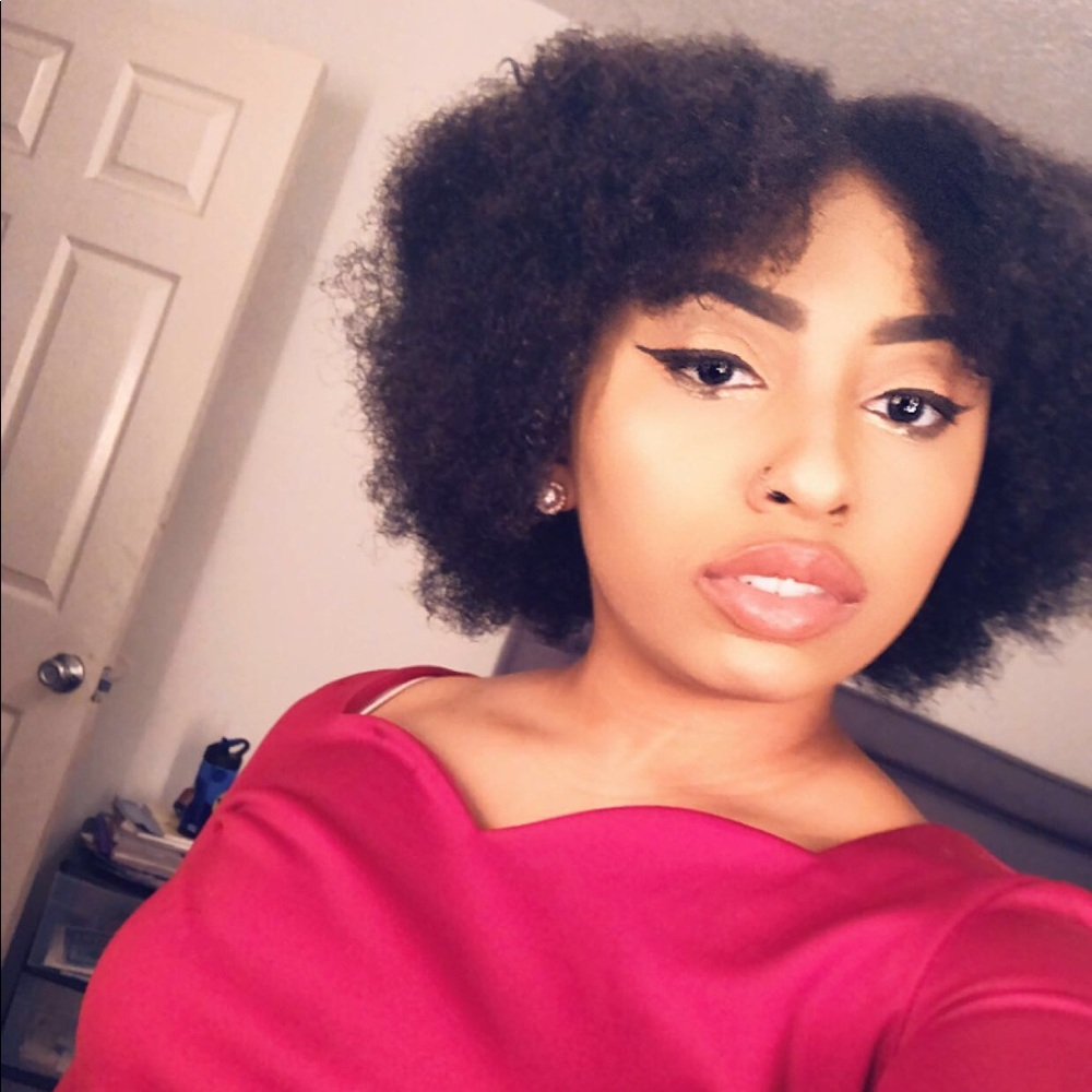 Meet your Posher, Vahja